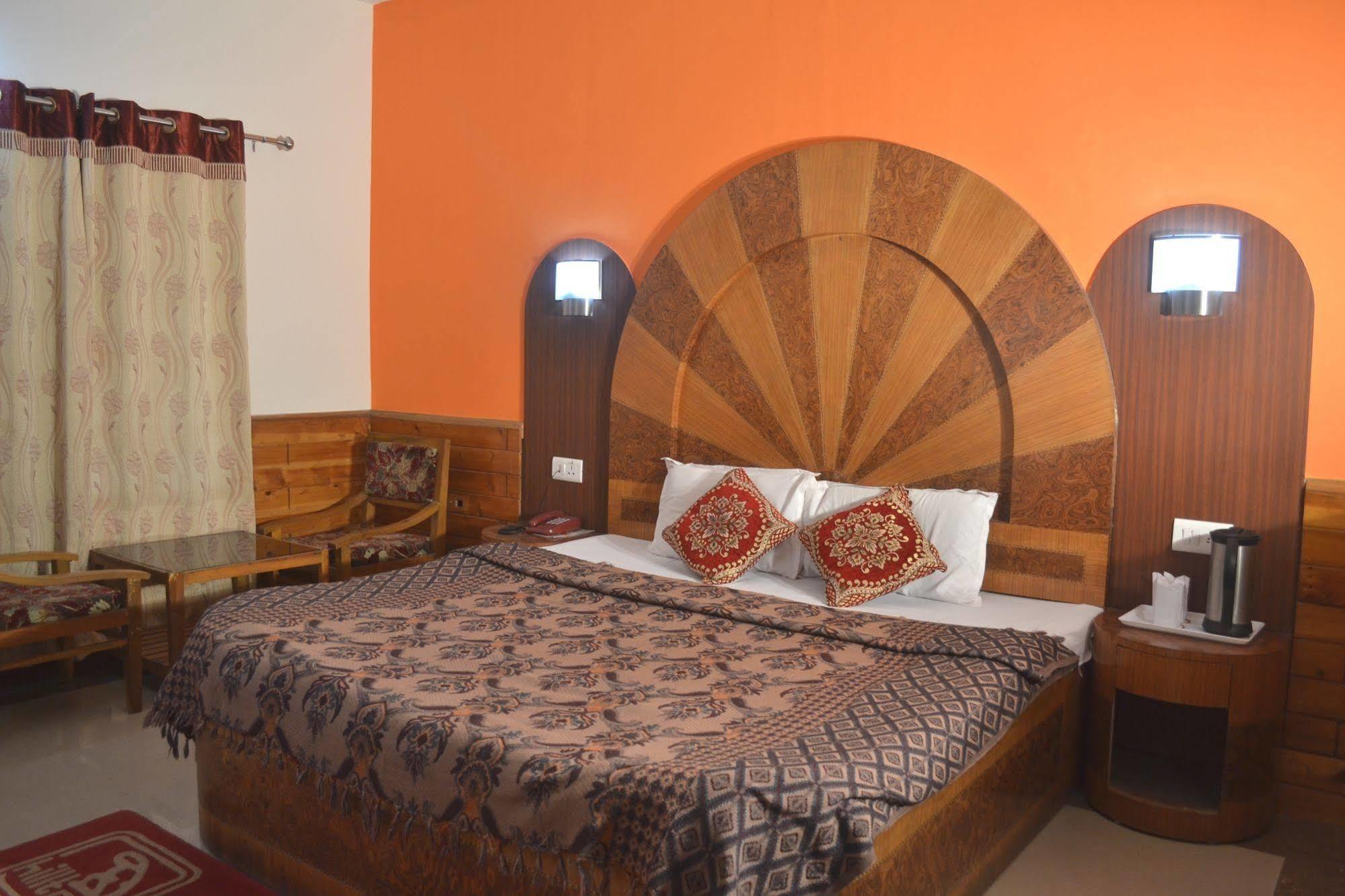 Hilltone Resorts & Spa Manāli Zewnętrze zdjęcie